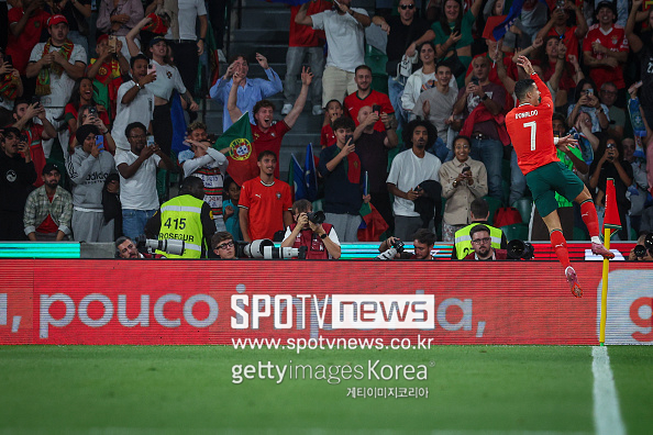 ▲ fifa world cup 2026 qualifier lisboa ball team players player portugal v hungary - fifa world cup 2026 qualifier teams lisbon football cristiano ronaldo cr7 bestof futebol bola topix