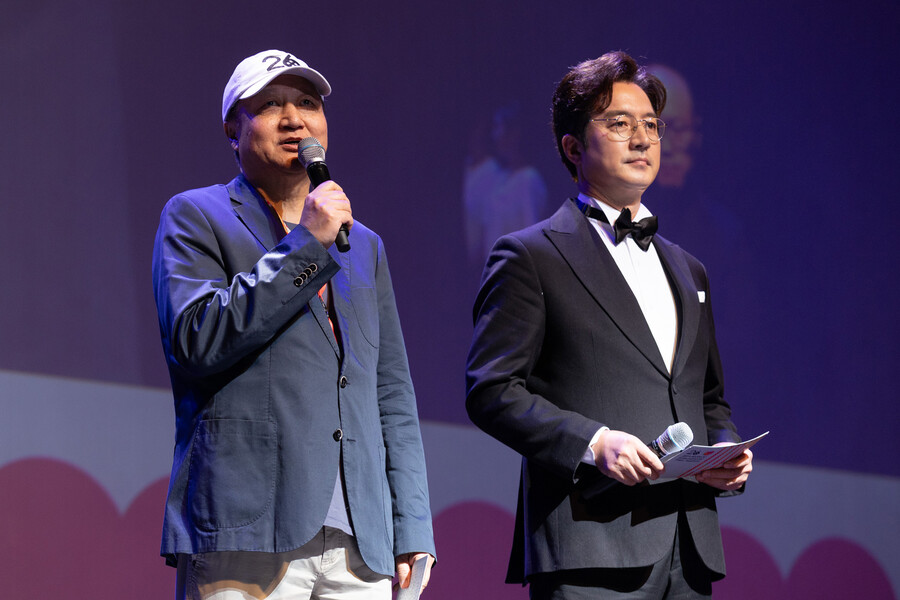민성욱·정준호, 전주영화제 공동 집행위원장 연임…"임기 2028년까지"