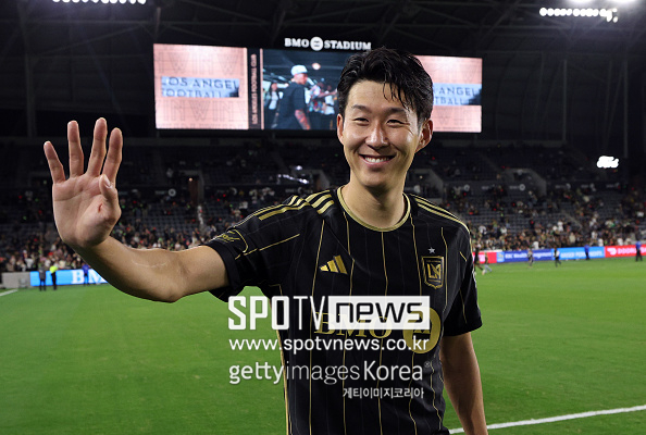 손흥민 초대박! MLS '오피셜' 공식발표...결승골 기여로 공격 포인트 없이 '최우수선수' 선정→LAFC는 PO 1차전서 오스틴에 2-1 승리