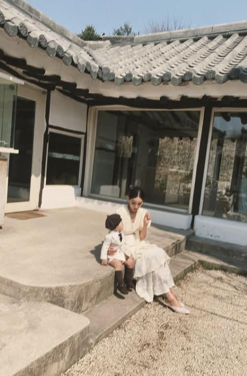 ▲ 문가비와 아들. 출처| 문가비 인스타그램