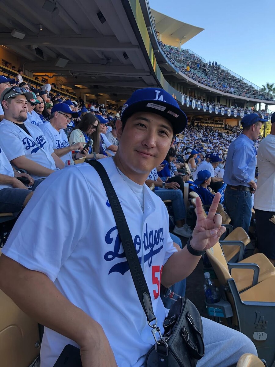 ML 데뷔전서 홈런 때린 한국인 선배가 김혜성 응원 갔다 "다저스타디움서 3경기 뛰어봤지"