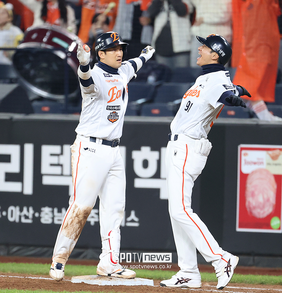 [포토S] 최재훈, '이틀 연속 적시타 작렬'