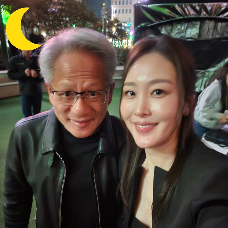 신아영, 엔비디아 CEO 젠슨 황과 투샷…이현이도 입이 떡 "대박 부러워"