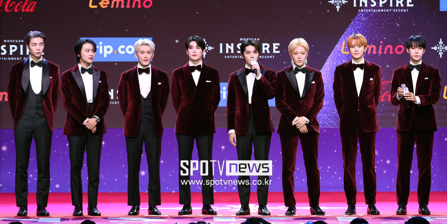 NCT 127, 군백기 최소화 전략 간다…도영·정우 12월 동시 입대[이슈S]