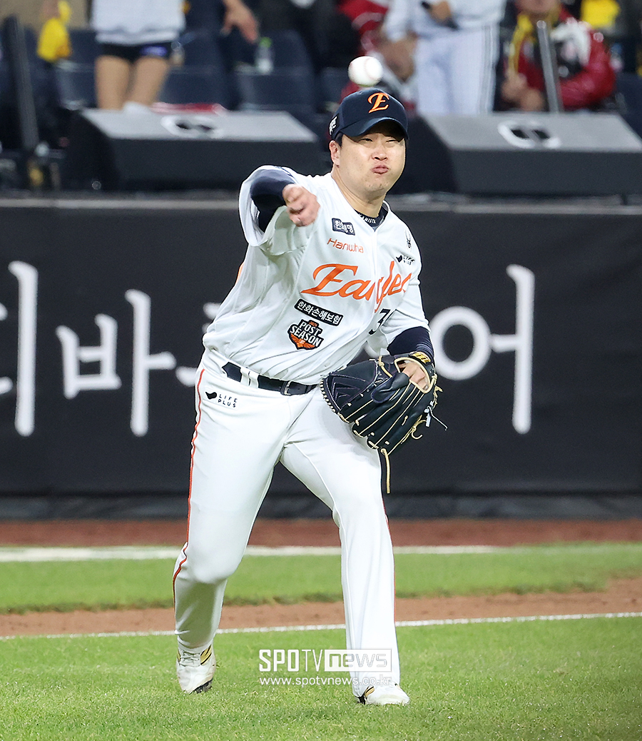 [포토S] 악송구 하는 김종수
