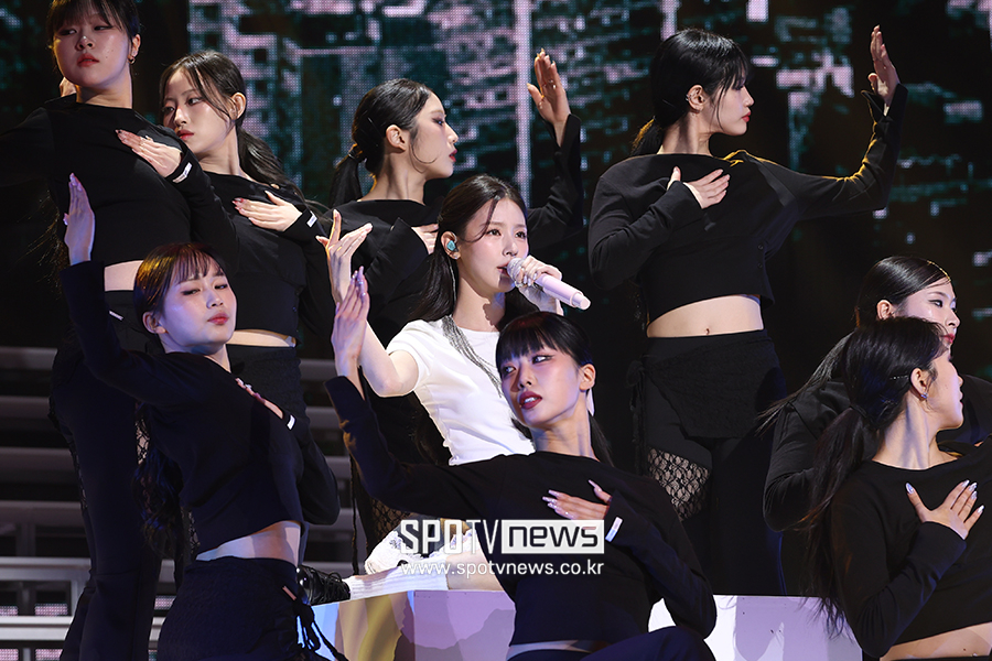 [포토S] 무대 펼치는 미연