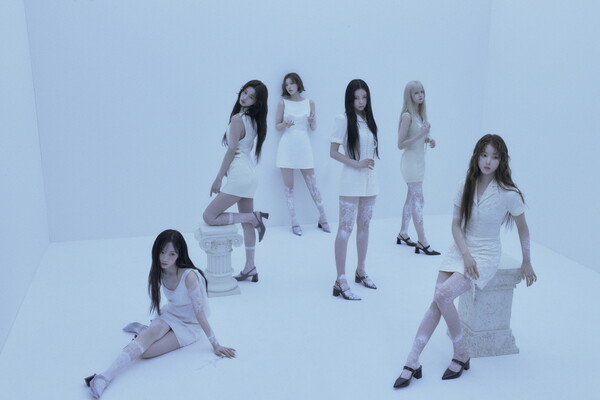 엔믹스 '블루 밸런타인', 글로벌 음악팬 호평 속 '장기흥행 태세'