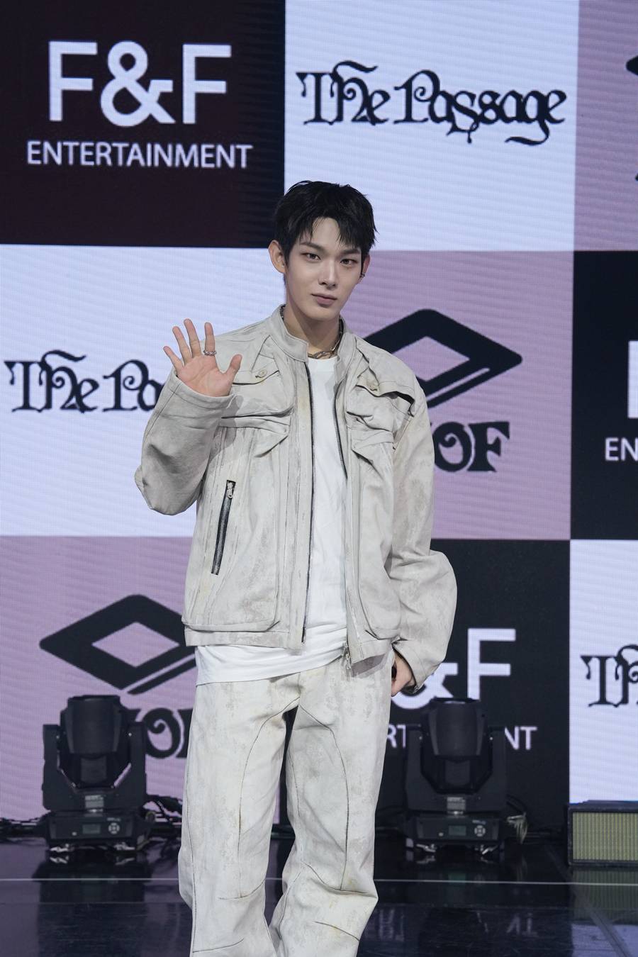 아홉 스티븐 "빠르게 새 앨범, 기대 커…전보다 더 성장한 모습 보여주겠다"