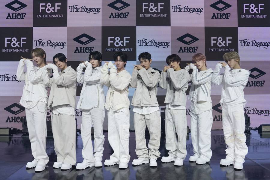 "목표=음방 올킬·신인상"…더 단단해진 아홉, '2025 최고의 신인' 겨냥[종합]