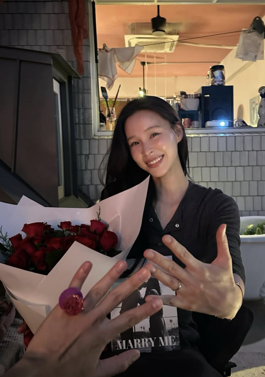 '환승연애' 출신 첫 결혼 커플 탄생…정혜임, 5세 연하에 프러포즈 공개
