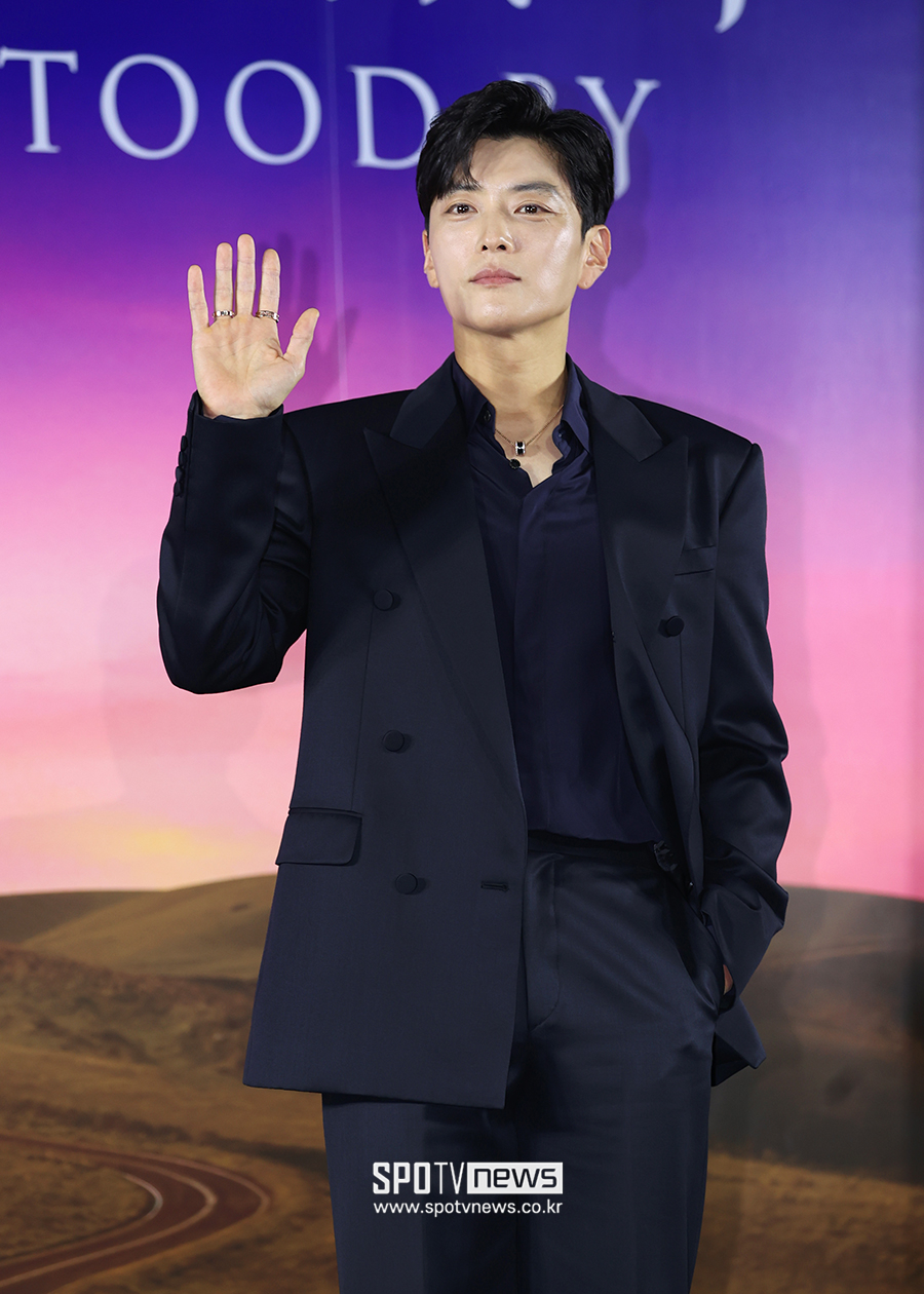 [포토S] 장승조, 깔끔한 외모