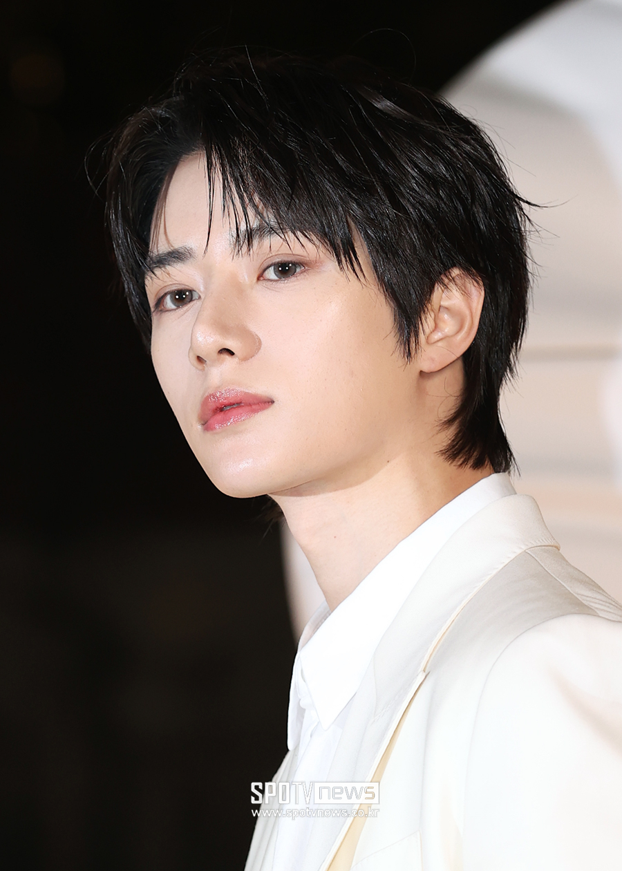 [포토S] TXT 범규, '미끄럼틀 타도 될 콧날'