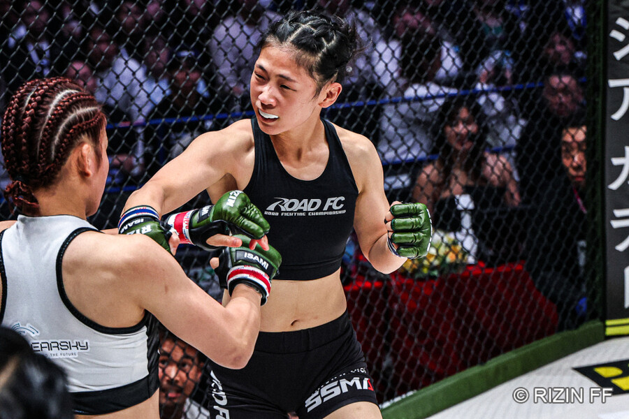 여자 '코리안 좀비' 등장…맞으면서도 전진, 일본 관중들도 박수쳤다