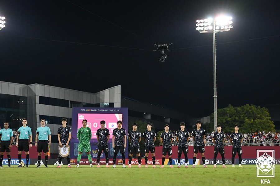 ▲ 한국 U-17 대표팀이 ‘국제축구연맹(FIFA) U-17 월드컵 카타르 2025’ F조 조별리그 2차전에서 스위스와 0-0으로 비겼다 ⓒ대한축구협회