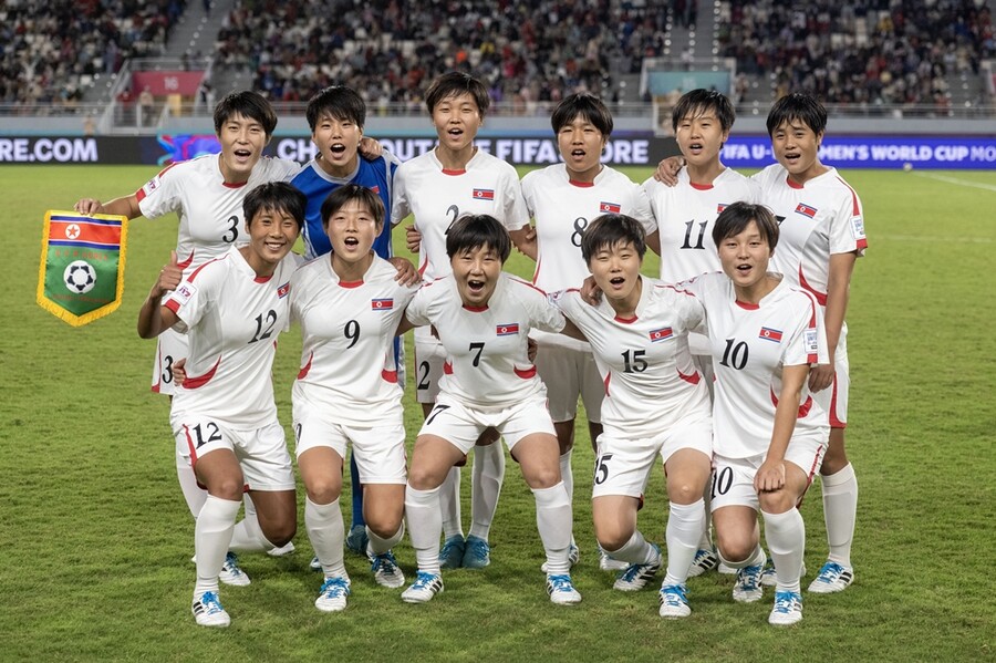 '골골골골골' 일본 축구 박살났다…또 세계 정복에 日 짜증 "北 여자축구, 수준이 완전 다르다"