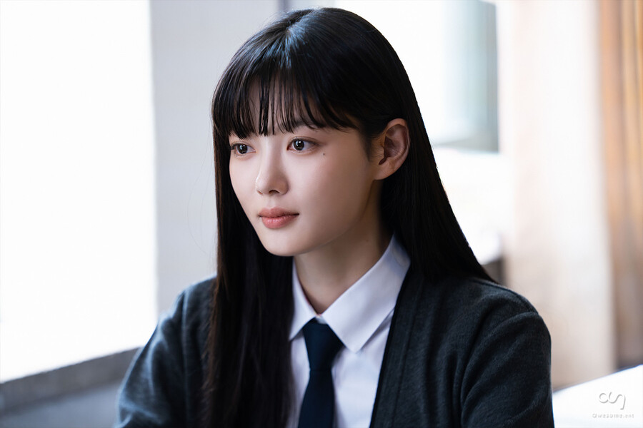 '악녀' 김유정 연기 차력쇼…'친애하는 X', 글로벌 반응 터졌다