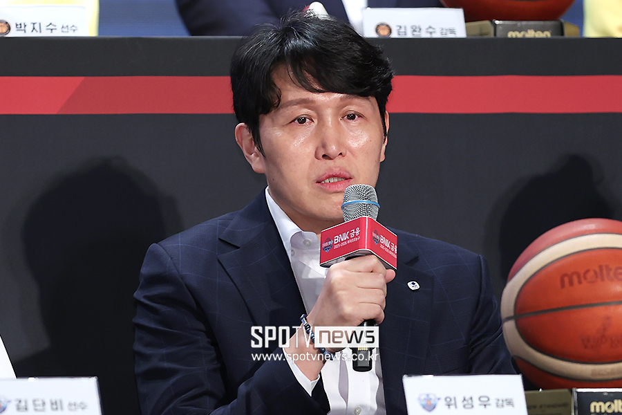 [포토S] 출사표 밝히는 위성우 감독