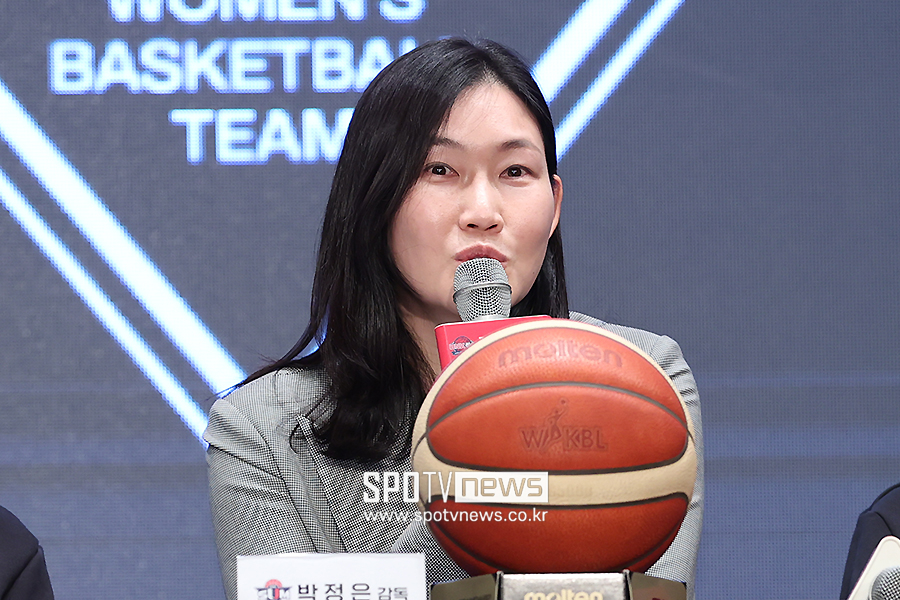 [포토S] 출사표 밝히는 박정은 감독