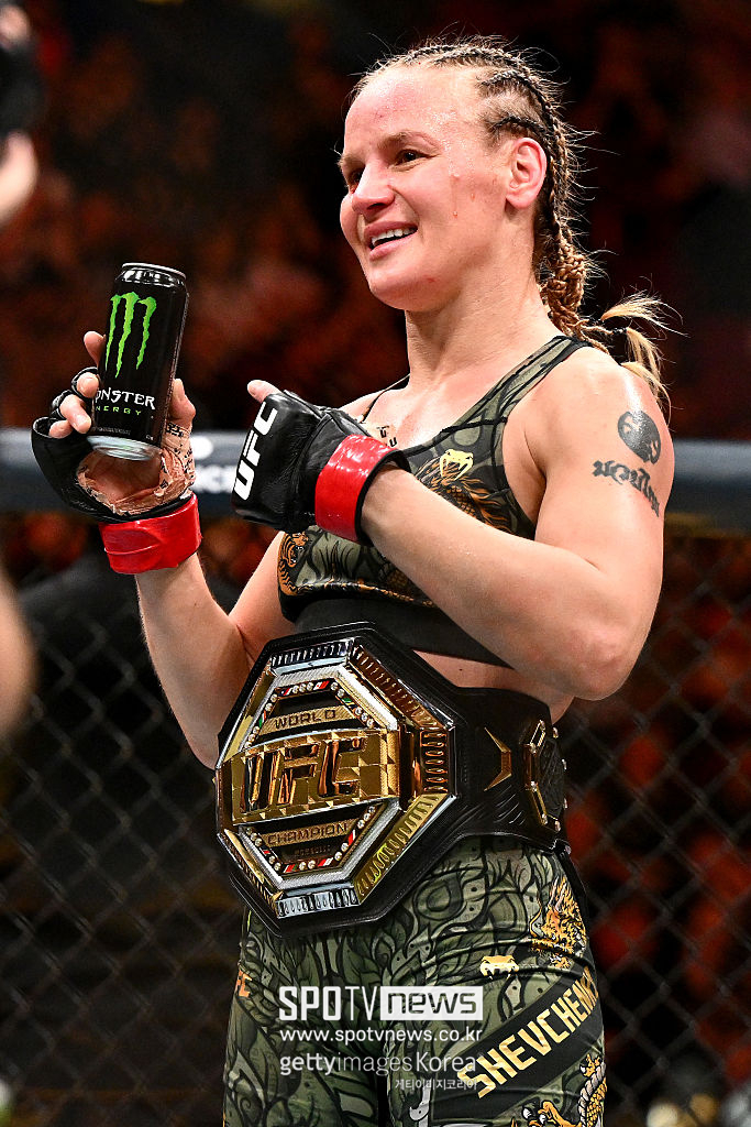 ▲ UFC 여성 플라이급 챔피언 발렌티나 셰브첸코.