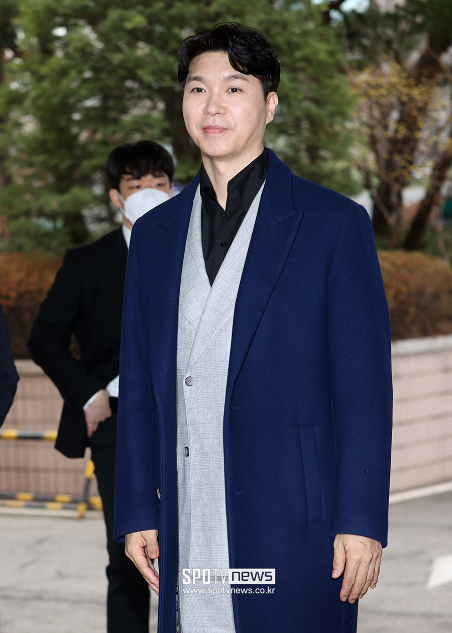 박수홍 측 친형 부부에 "진심으로 사과하지 않아…30년 청춘 부정당했다"