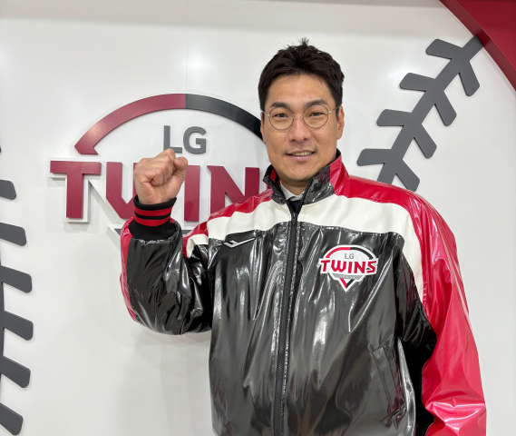 LG, 이동현 투수코치 영입 "최고의 팀에 돌아와 영광"…박경완 코치, 일신상 이유로 사임