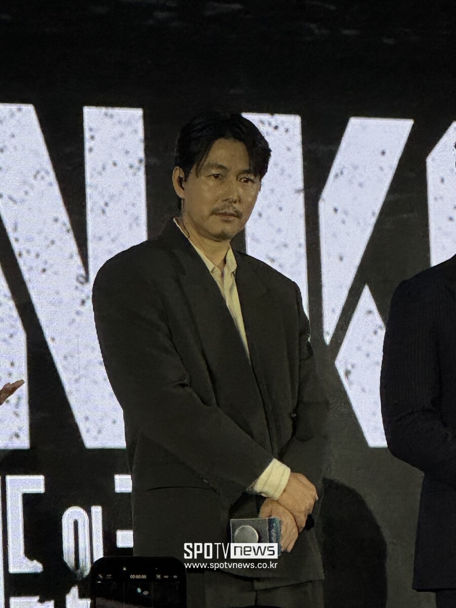 정우성, 혼외자 논란+유부남 된 후 첫 작품 공개…"맞지 않는 캐릭터라 생각"