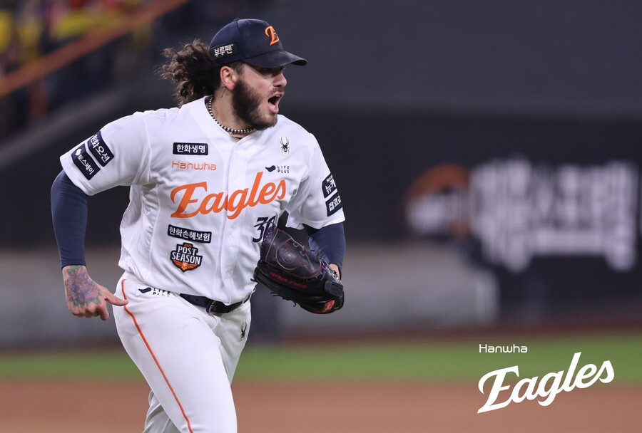 이러다 MLB에서도 ‘모두의 폰세’ 열풍 부나… “이마이보다 더 합리적이야” 단골손님 줄 선다