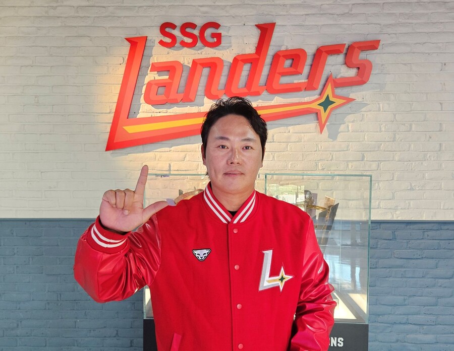 ▲ 육성군을 총괄하는 보직으로 SSG 코칭스태프에 다시 돌아온 박재상 코치 ⓒSSG랜더스