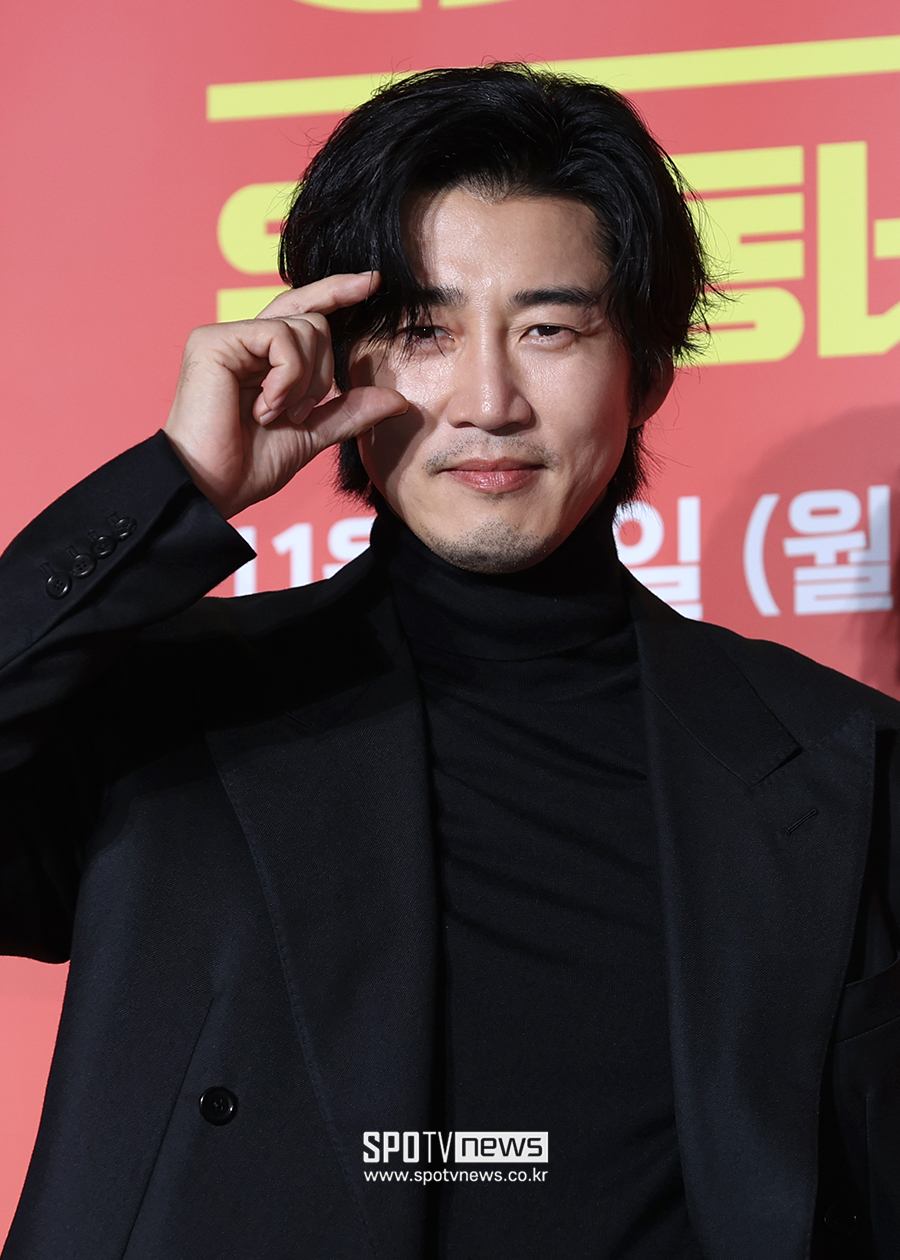 [포토S] 윤계상, '연기 기대하세요'