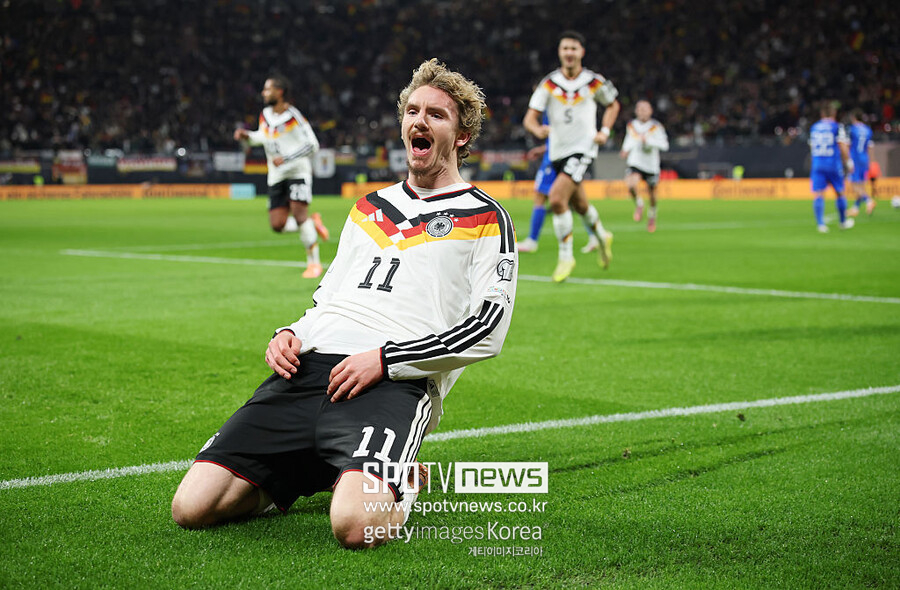 "녹슨 전차" 조롱에 독일 제대로 빡쳤다!…슬로바키아에 6-0 '참교육 쇼크' 폭발! 19회 연속 WC 본선 확정→'신형 9번' 볼테마데 발견도 소득
