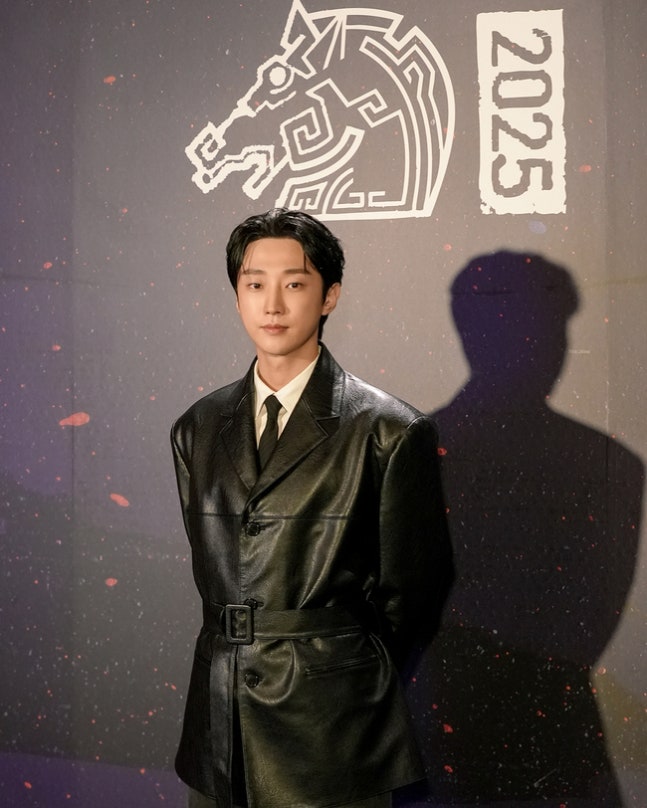 진영, '금마영화제' 레드카펫 밟았다…중화권 활동 스타트