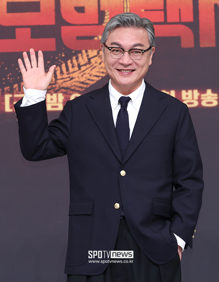 '모범택시3' 김의성 "내가 흑막? 평소 어떤 삶 살아왔는지…의심하면 뭔가 발생할 것"