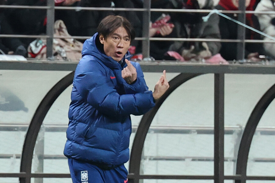 [SPO 현장] '손흥민 수비하랴, 공격하랴'→이강인에게는 "해줘"...홍명보호 45분 대실패, 가나 상대로 슈팅 '1개'