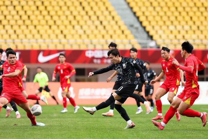 ▲ U-22 축구대표팀은 내년 1월 사우디아라비아에서 열리는 U-23 아시안컵을 우승을 목표로 한다. 이번 판다컵도 준비 과정의 일환으로 나섰고, 중국을 상대로 쓴잔을 마셨지만 최종 우승을 달성했다. ⓒ시나스포츠