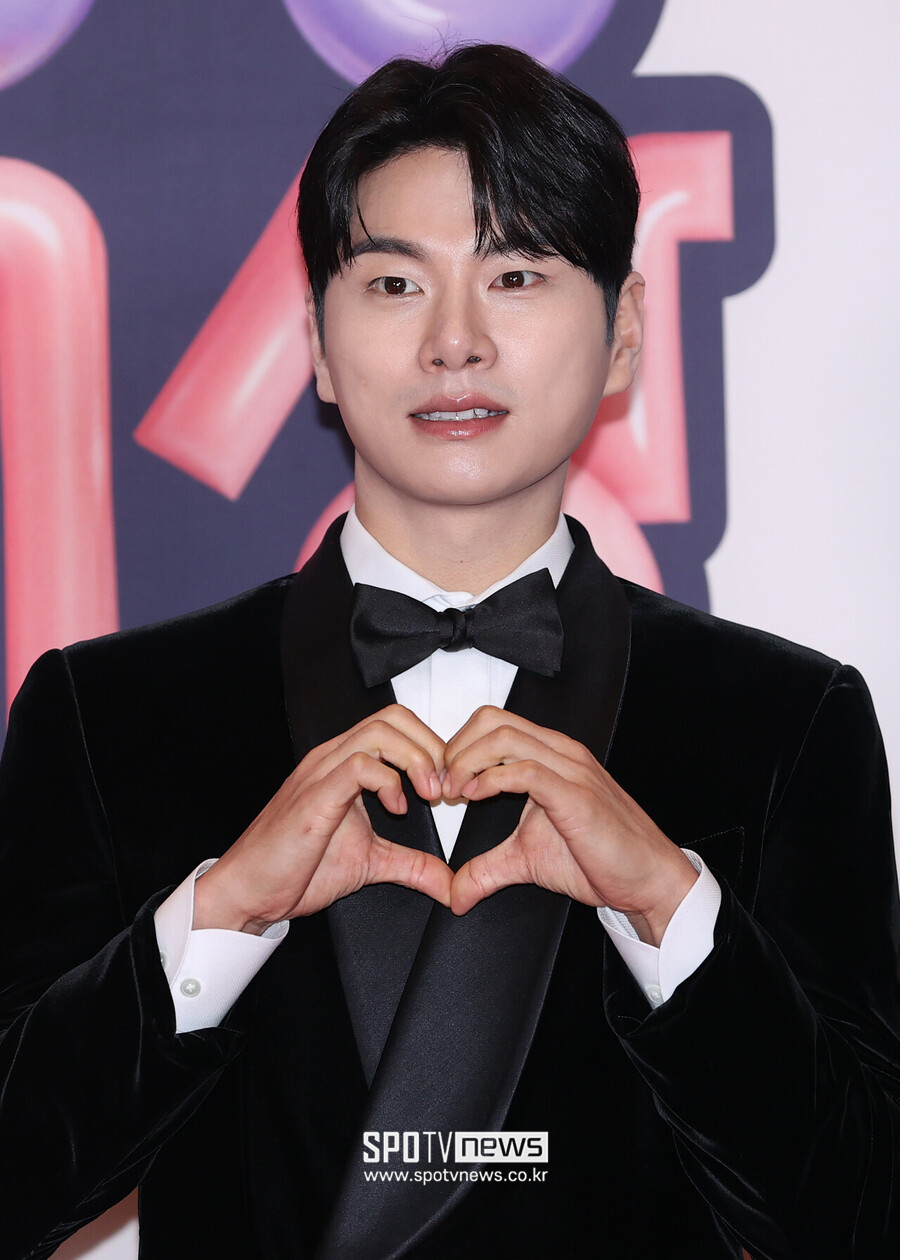 "증거 진짜"라던 이이경 폭로자, "시일 걸려도 처벌" 입장에 또 '삭제'