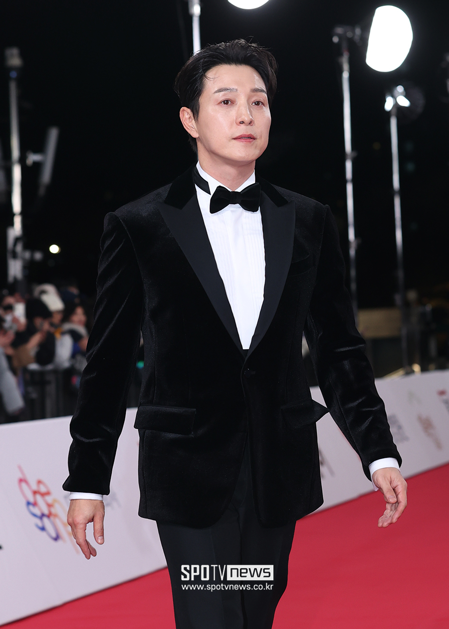 [포토S] 정성일, 깔끔한 외모