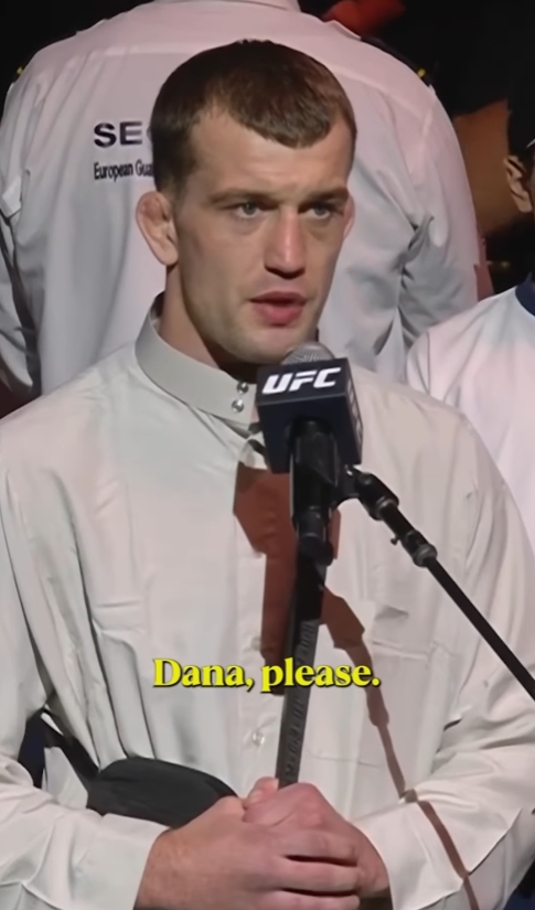 "UFC 데뷔하려 집도 팔았다" 英 웰터급 최강자 '광기'에 격려 폭발…"데이나 이 정도 미친놈은 챙겨야지"→팀도 없이 '홀로' 카타르행 "옥타곤 못 밟으면 노숙자" 선언