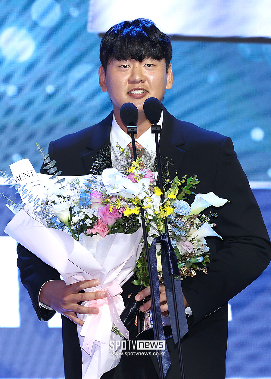 [포토S] 장규현, 퓨처스리그 북부리그 타자 부문 타율상