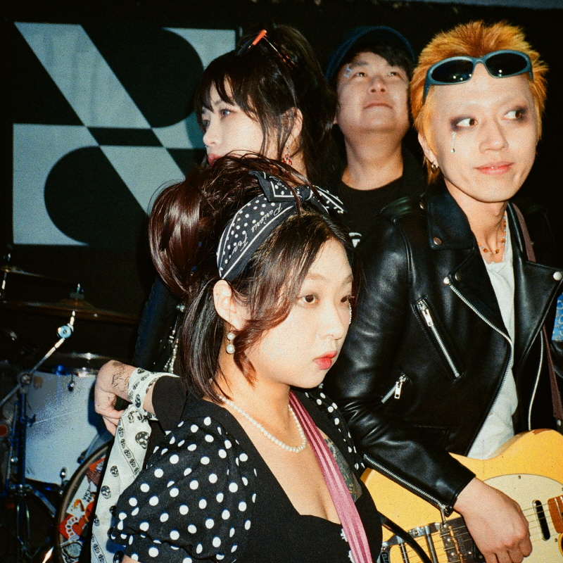 하이브리드 로큰롤이란 이런 것…리뎀션즈, '리시버' 발매