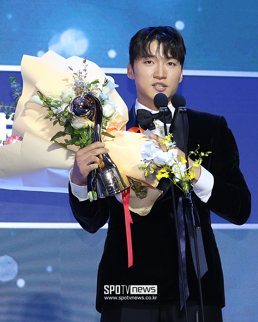 "(신)민재 희생 고맙고, (임)찬규 ERA 1위 해라!"…LG맨 박해민, 이렇게 외친 이유는?