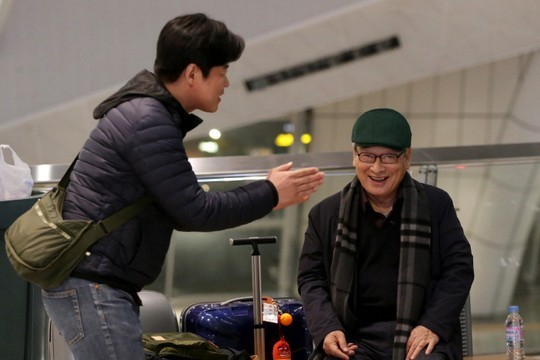 나영석PD, '꽃할배' 故이순재 별세에 큰 슬픔…"'케냐 간 세끼' 행사 중 추모의 시간"