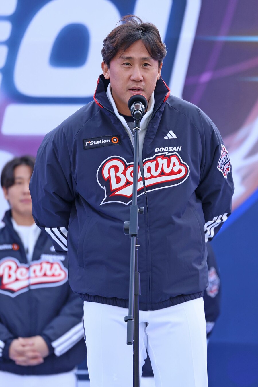 KIA→두산 트레이드 성공신화 FA 선언에 화들짝…빠르게 군기반장 영입 "후배들 혼낼 때도 있지만"