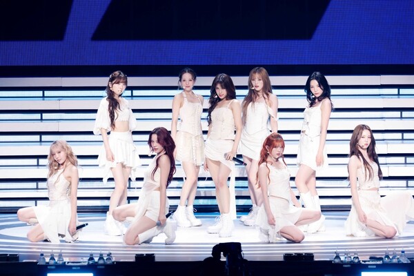 니쥬, 도쿄 부도칸서 네번째 투어 '뉴 이모션' 피날레… 3개월간 8만 관객 만났다