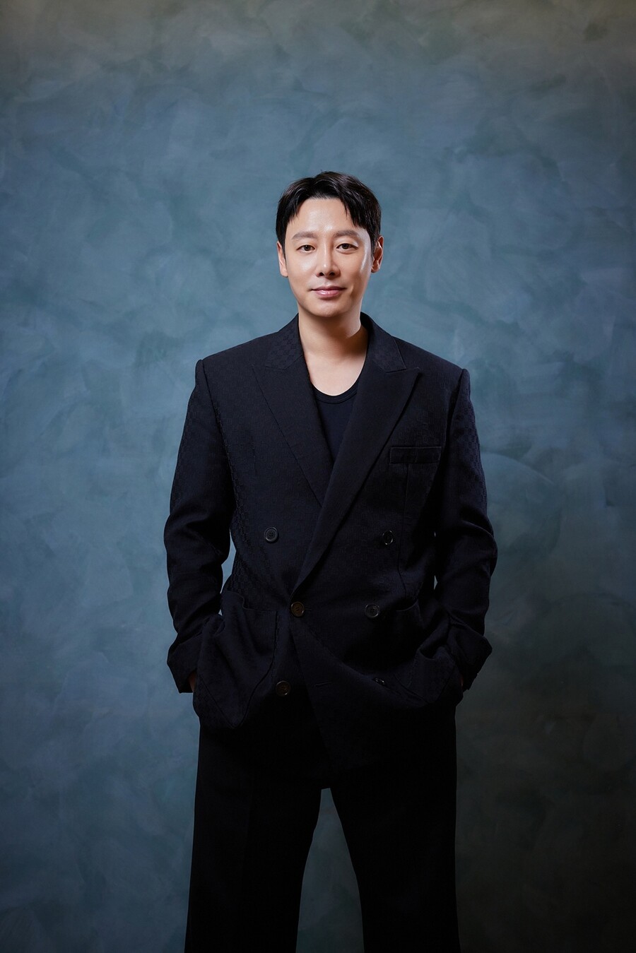김동욱 "'윗집 사람들' 19금 수위, 하정우 각색으로 더 세졌다"[인터뷰②]