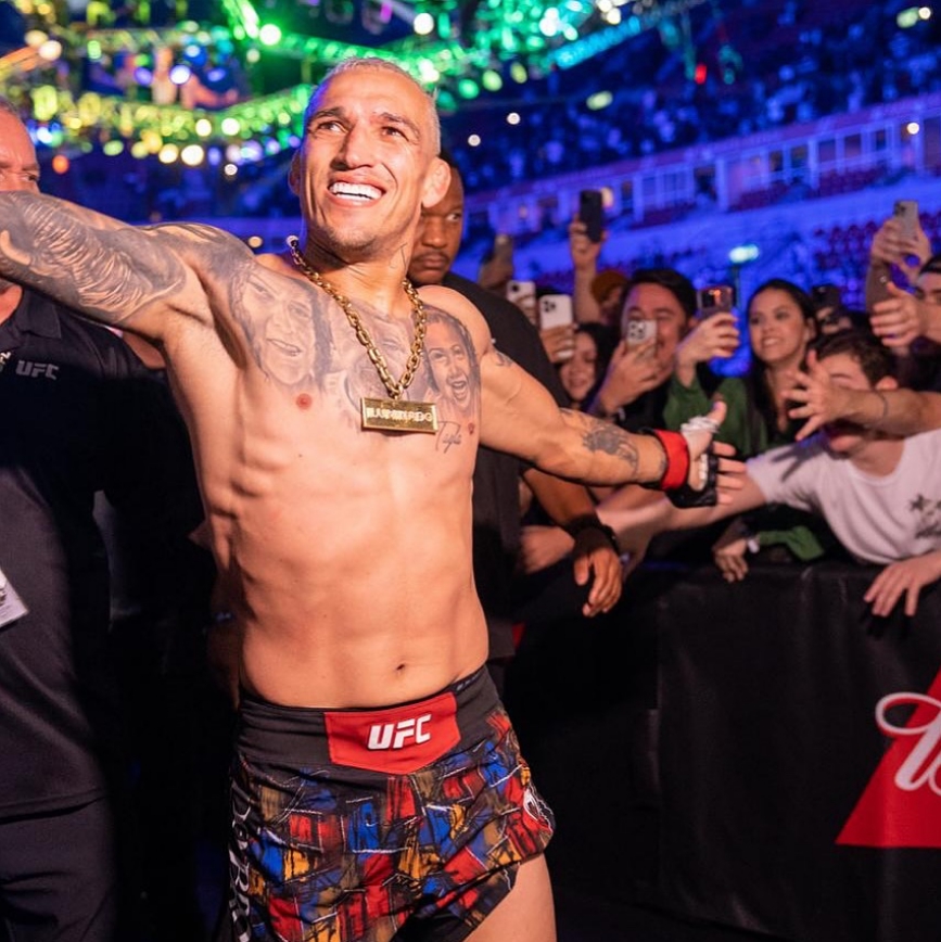 "솔직히 개이치 편이다"…그러면서 약점 공개하는 '양면 칼춤'→UFC 324 매치업 비판 "샤루키안 패싱 나도 화나"