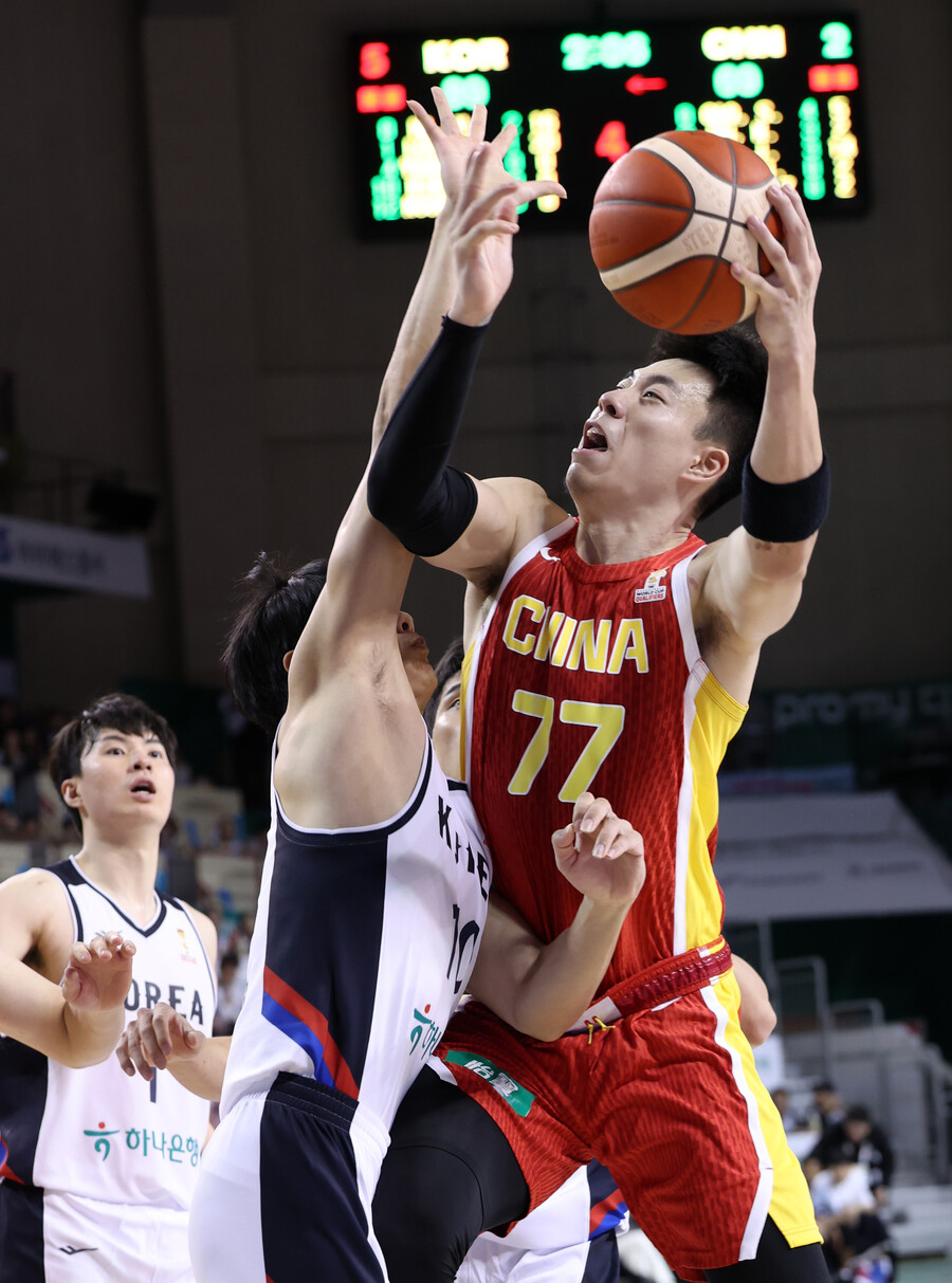 ▲ 1일 강원 원주 DB프로미 아레나에서 열린 2027 국제농구연맹(FIBA) 월드컵 아시아 예선 1라운드 B조 2차전 한국과 중국의 경기 ⓒ연합뉴스