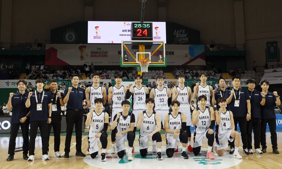 ▲ 1일 강원 원주 DB프로미 아레나에서 열린 2027 국제농구연맹(FIBA) 월드컵 아시아 예선 1라운드 B조 2차전 한국과 중국의 경기 ⓒ연합뉴스