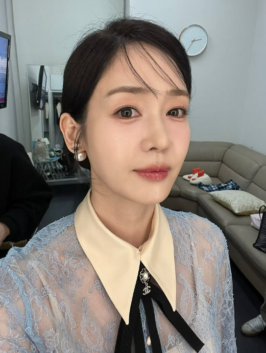 성유리, 방송 복귀 시켜준 홈쇼핑 떠났다…이름 떼고 "함께한 모든 순간들 기억할 것"