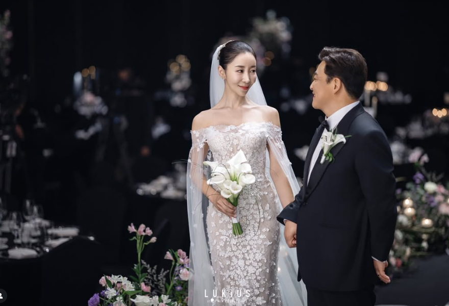 '광저우 여신' 원진서, ♥윤정수와 결혼 소감 전했다…"꿈결 같은 마음"
