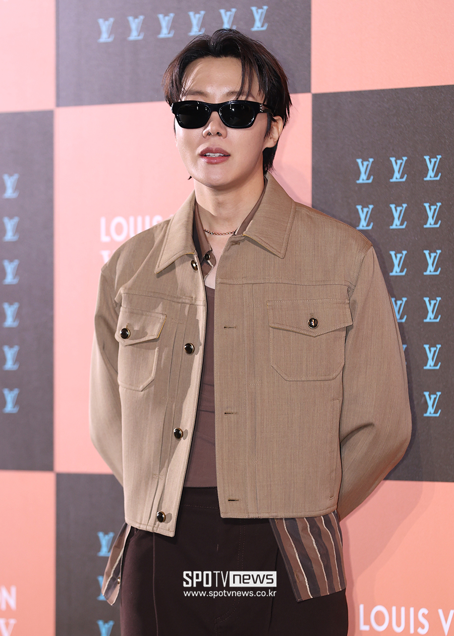 [포토S] 방탄소년단 제이홉, '선글라스가 찰떡'